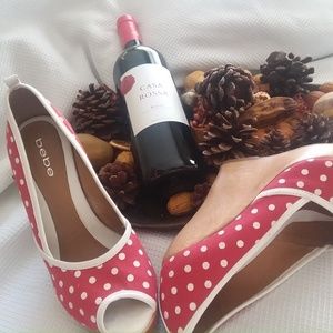 Sz 7.5 Red and White Polka Dot Bebe Wedges
